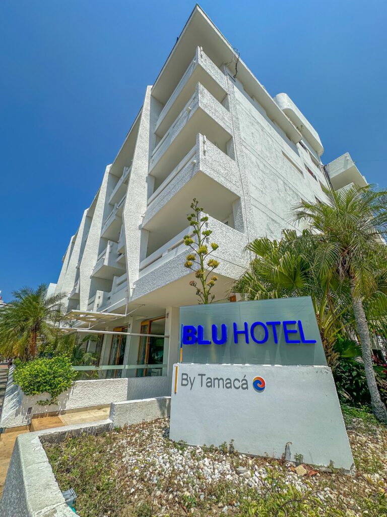 Blue-Hotel-by-Tamaca-Fachada-Santa-Marta_DWCGxjm_jGG4iDC_uXT5yDO_et3wmaX_2GSGPNT_v_0YfoTgx