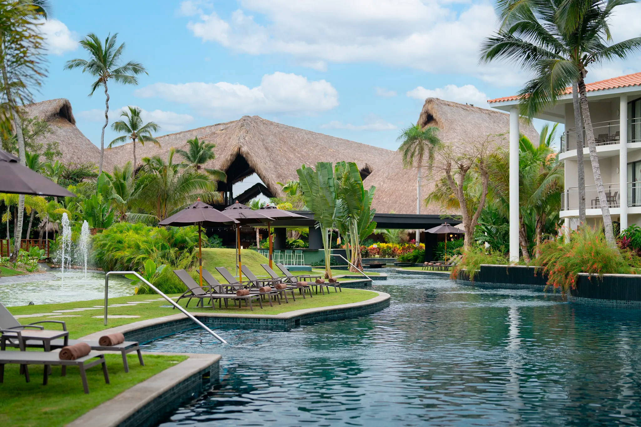 Dreams-Flora-Resort-Spa-Piscina-4-Punta-Cana