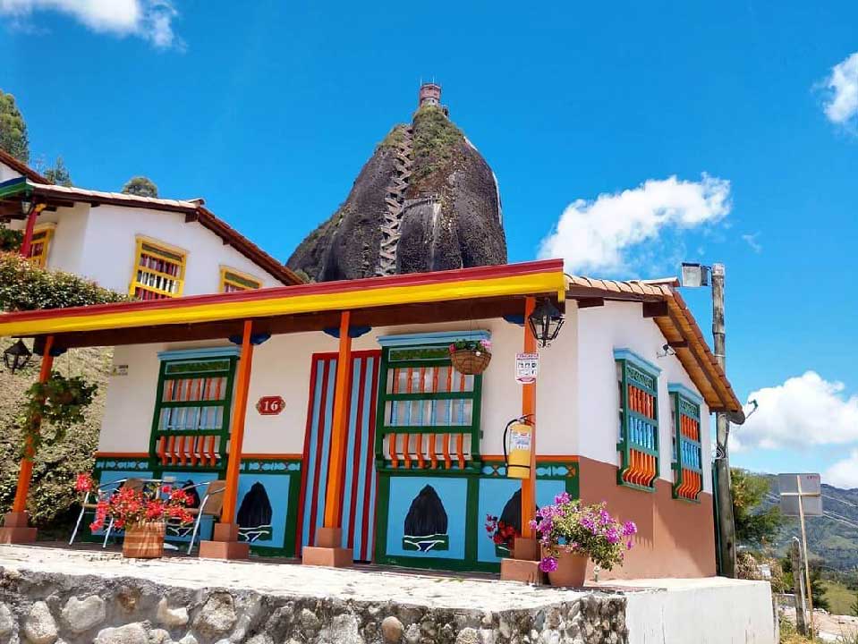 Guatape-Antioquia-Colombia12