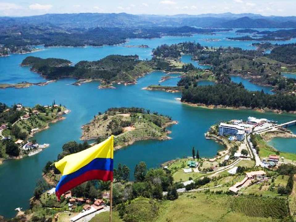 Guatape-Antioquia-Colombia8