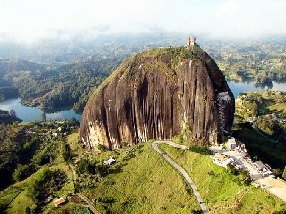 Guatape-Antioquia-Colombia9