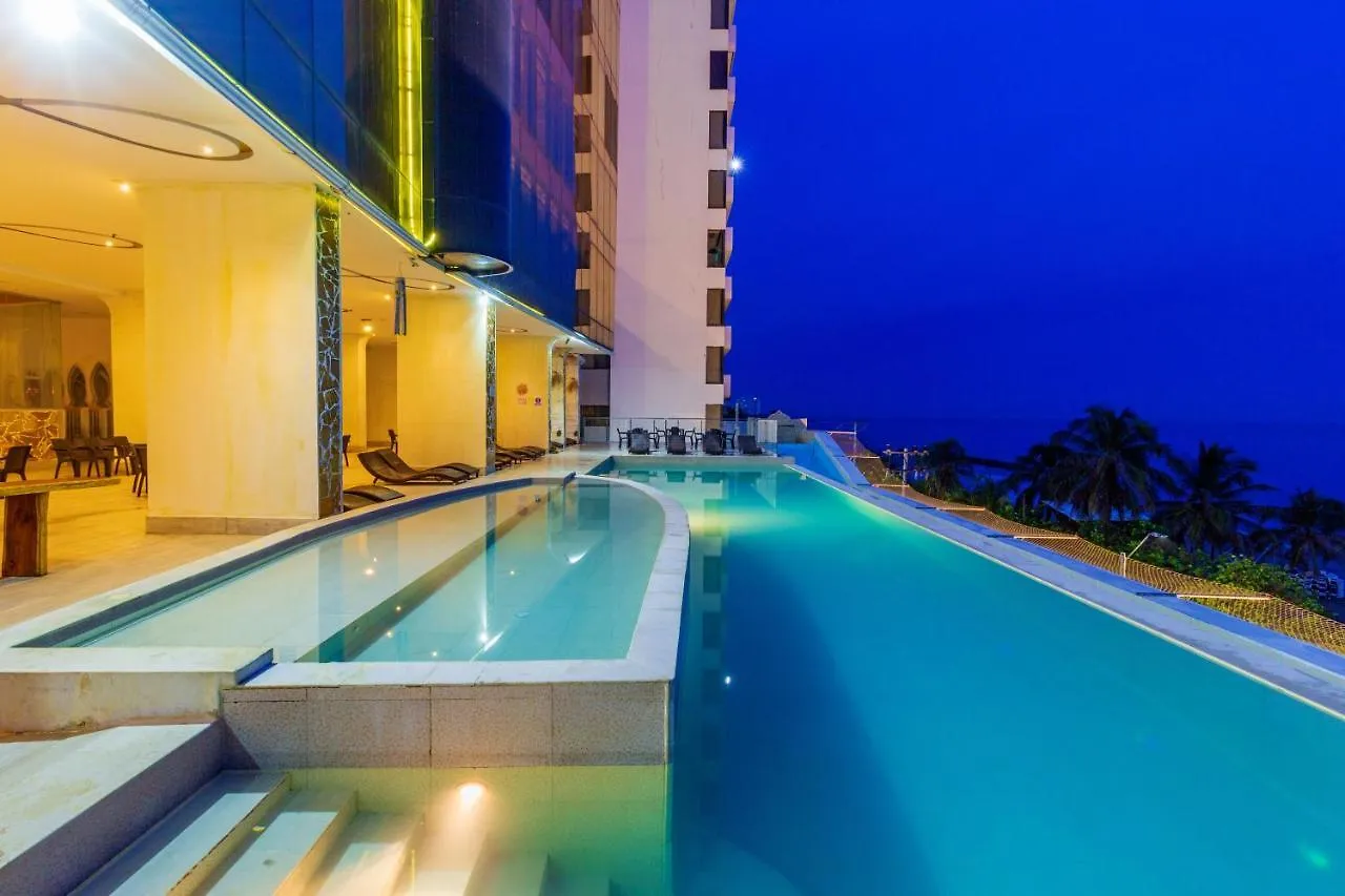 Hotel-Dubai-Cartagena-Piscina-3