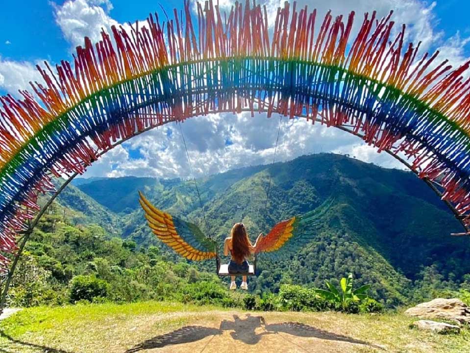 Mano-Gigante-Huila-Colombia1