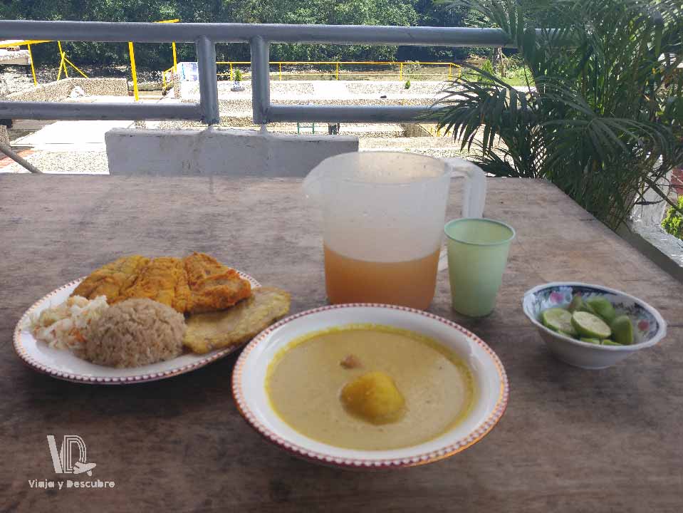 pasadia-san-cipriano-comida-tipica