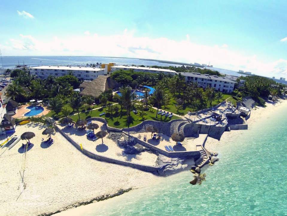 hotel-dos-playas-faranda-cancun-vista-aerea