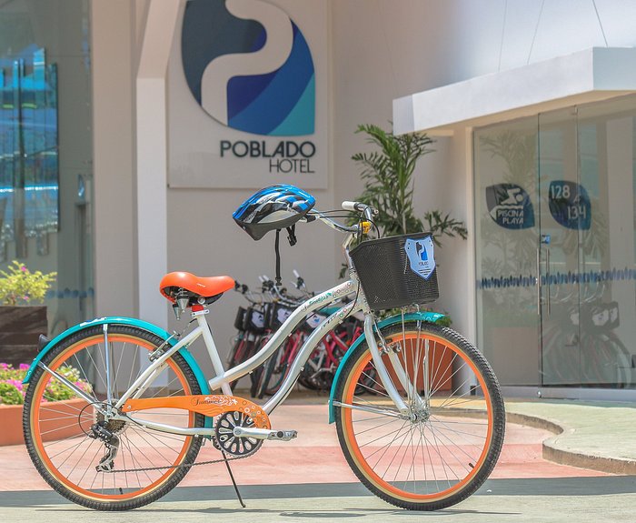 hotel-poblado-covenas-fachada-con-bicicleta