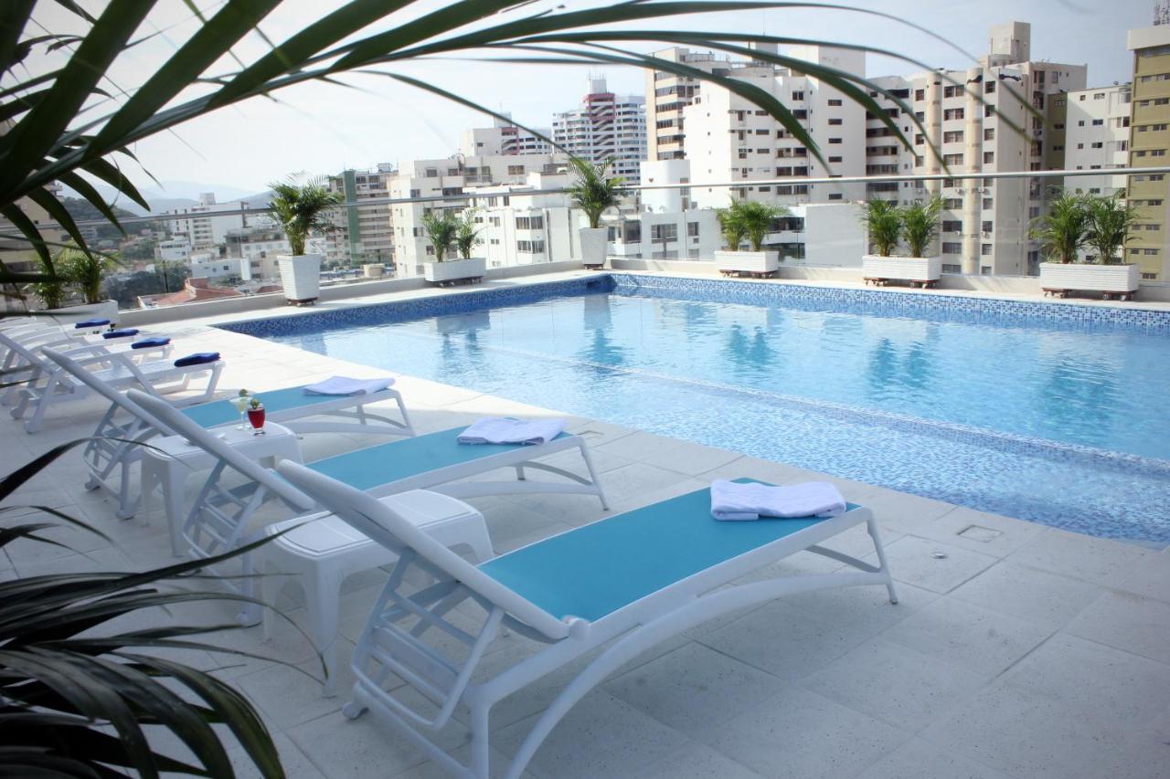 hotel-tayrona-del-mar-santa-marta-piscina
