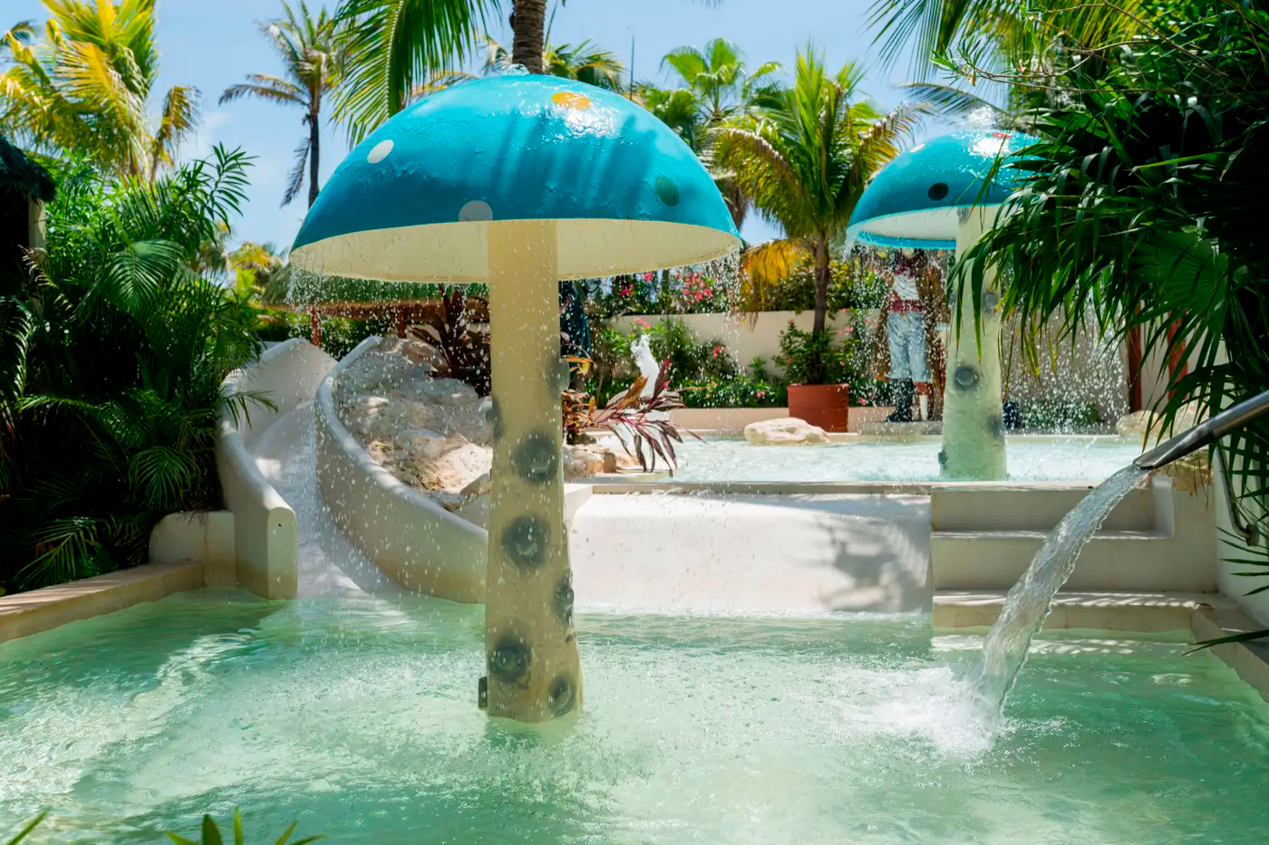 hotel-grand-oasis-cancun-piscina-infantil
