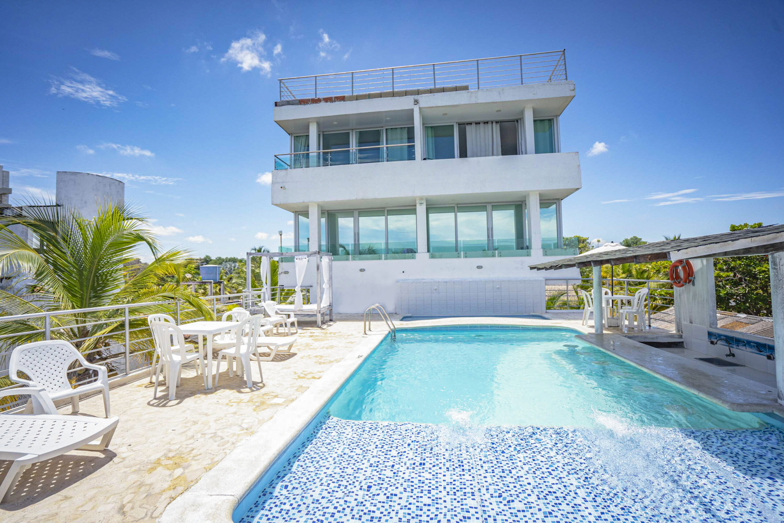hotel-green-covenas-piscina